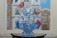 Stilleven blauwe vaas